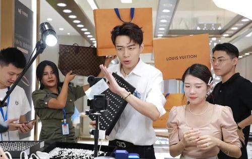 董先生员工爆料了吗视频,揭秘公司内部真相 第1张 董先生员工爆料了吗视频,揭秘公司内部真相 第1张